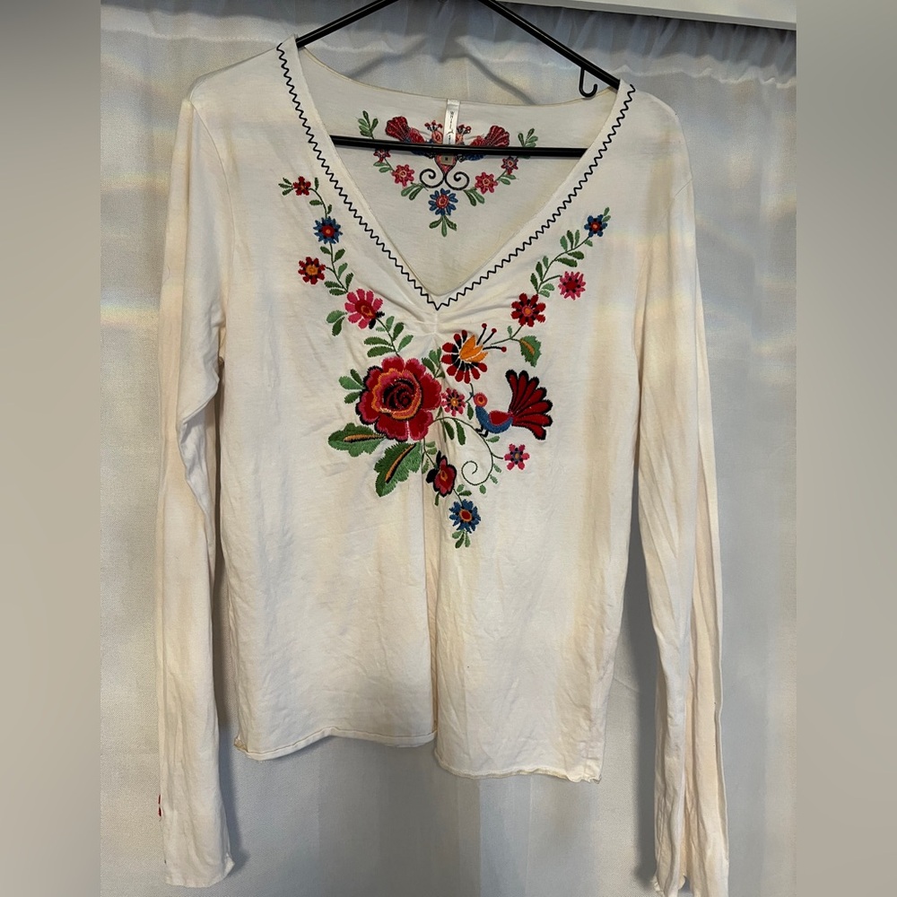 Embroidered Bohemian Floral V-Neck White Top